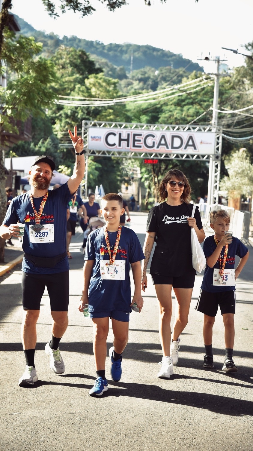 Samuel, Silvana e família na corrida